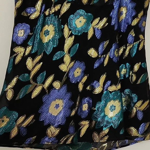 NWT Lovers and Friends Baby Doll Metallic Floral Rhode Cami Tank Top Size Medium - Picture 15 of 16